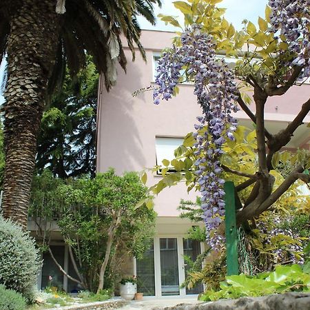 Apartment Nela And Vito سبليت الغرفة الصورة