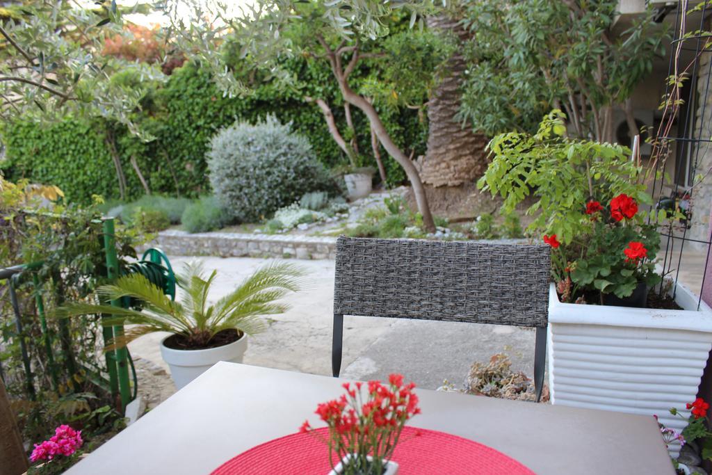 Apartment Nela And Vito سبليت الغرفة الصورة