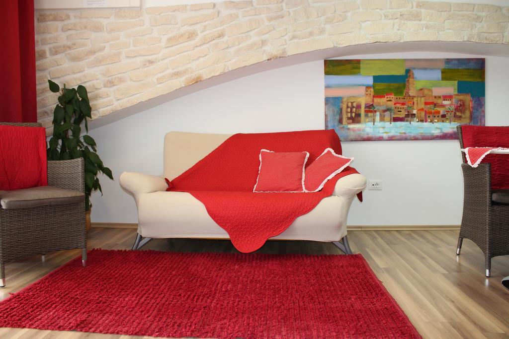 Apartment Nela And Vito سبليت الغرفة الصورة